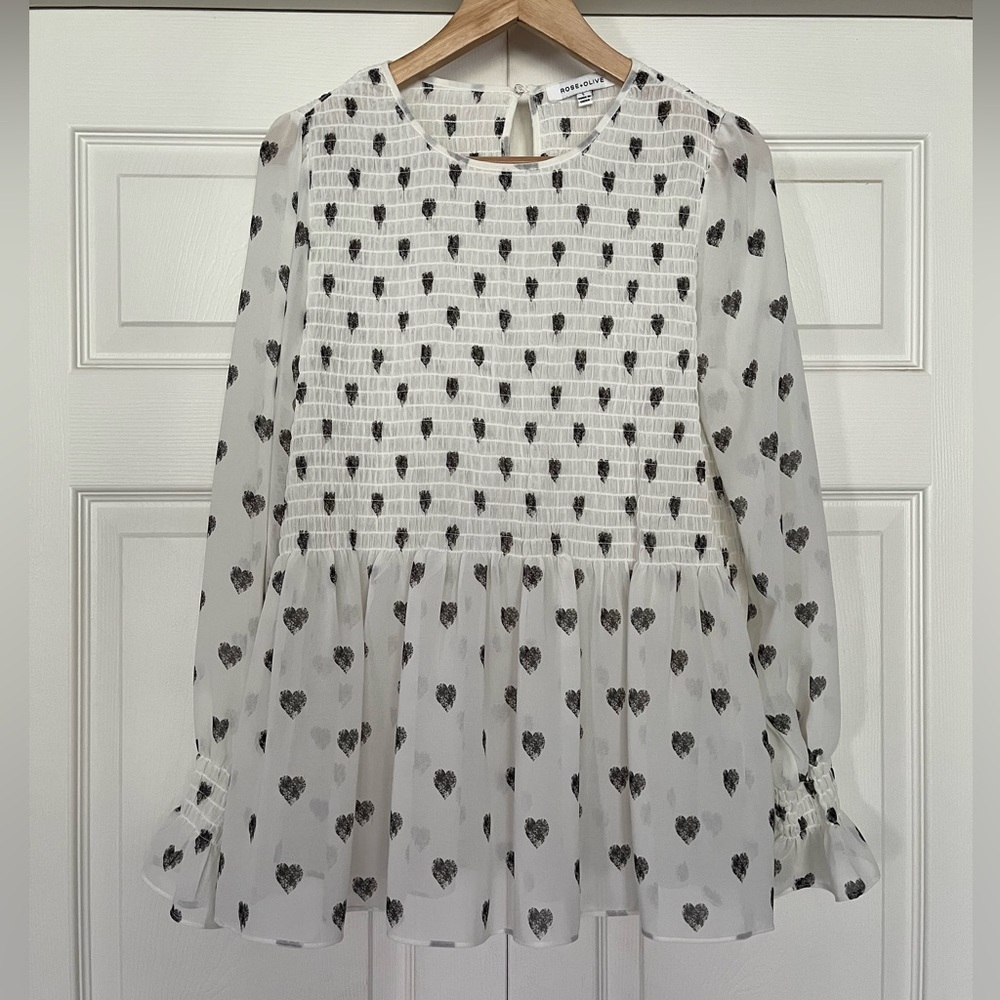 {Rose + Olive} Heart Print Long Sleeve Blouse with Smocking - Womens Large